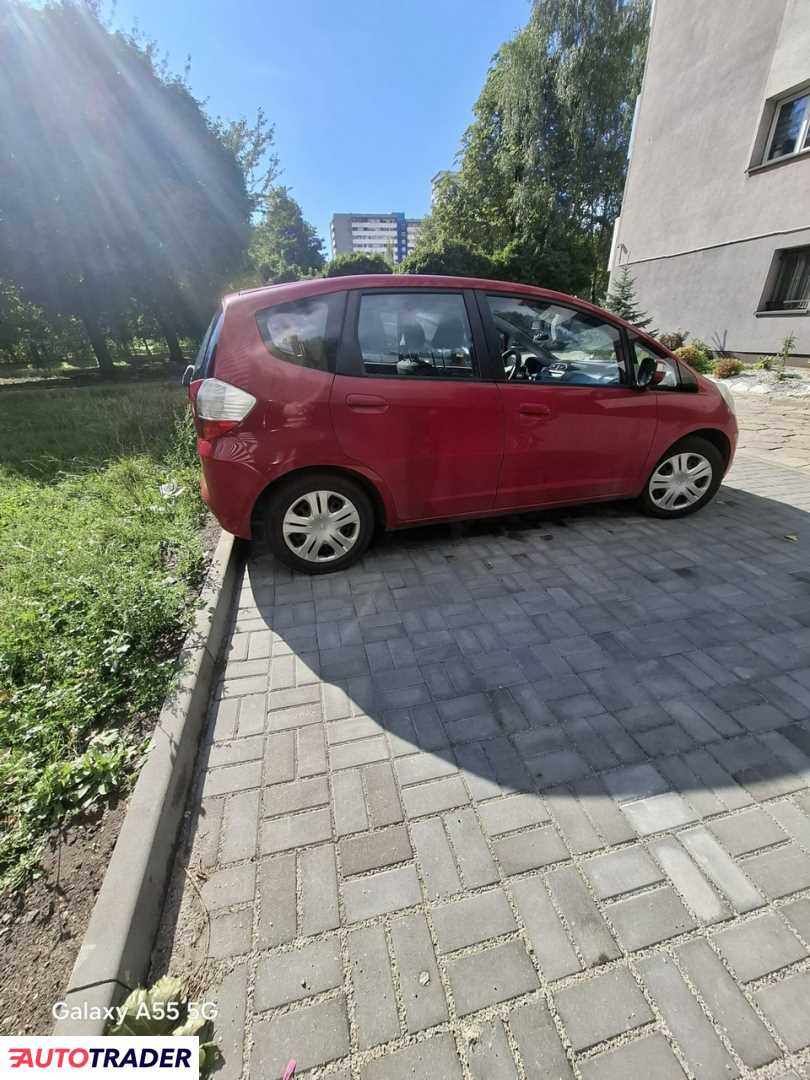 Honda Jazz 2009 1.3 73 KM