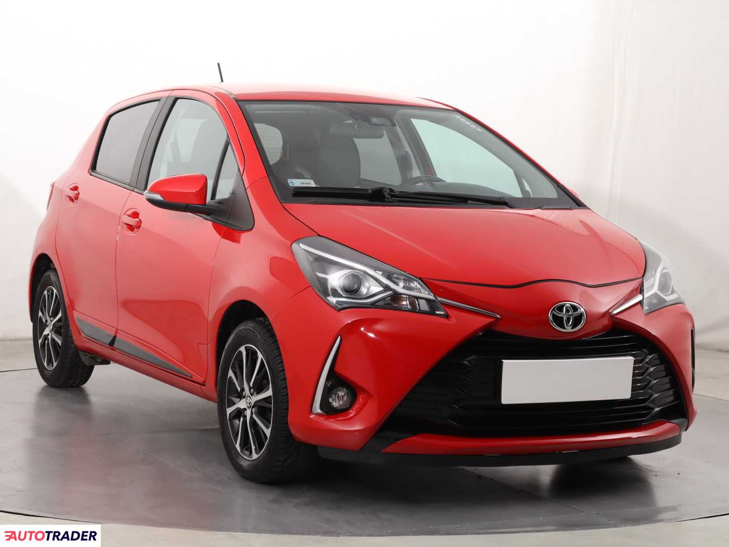 Toyota Yaris 2018 1.5 109 KM Toyota Yaris 2018 1.5 109 KM