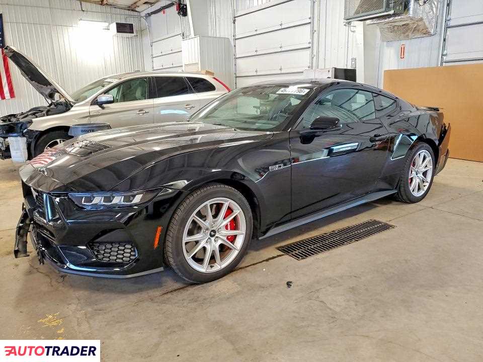 Ford Mustang 2024 5