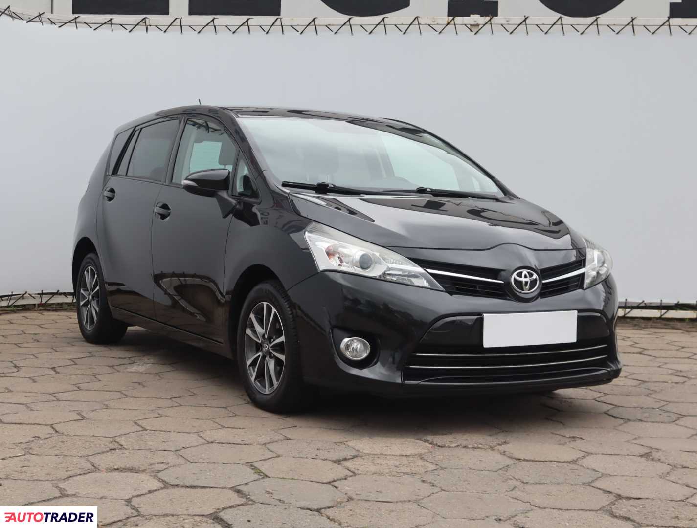Toyota Verso 2013 1.6 130 KM Toyota Verso 2013 1.6 130 KM