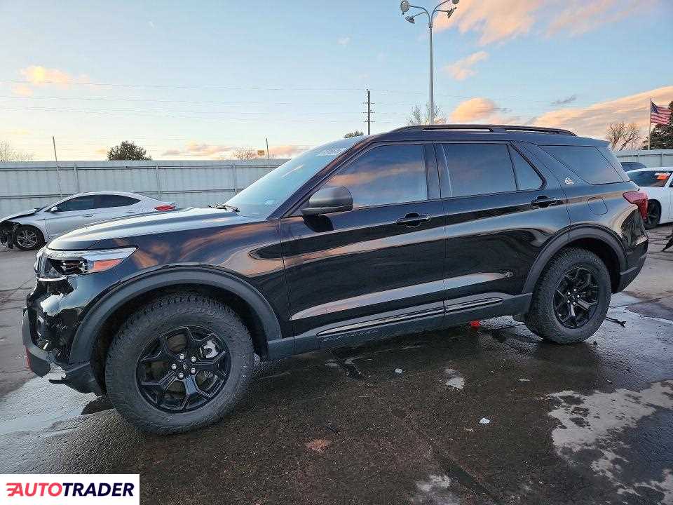 Ford Explorer 2022 2