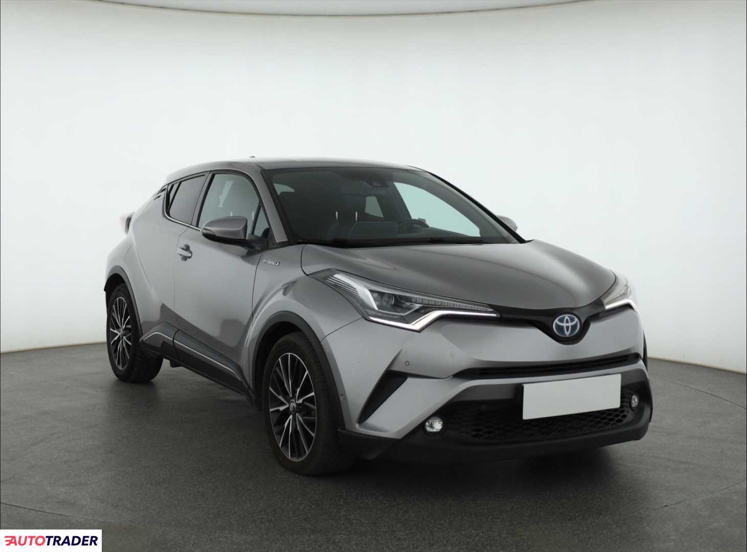 Toyota C-HR 2016 1.8 120 KM