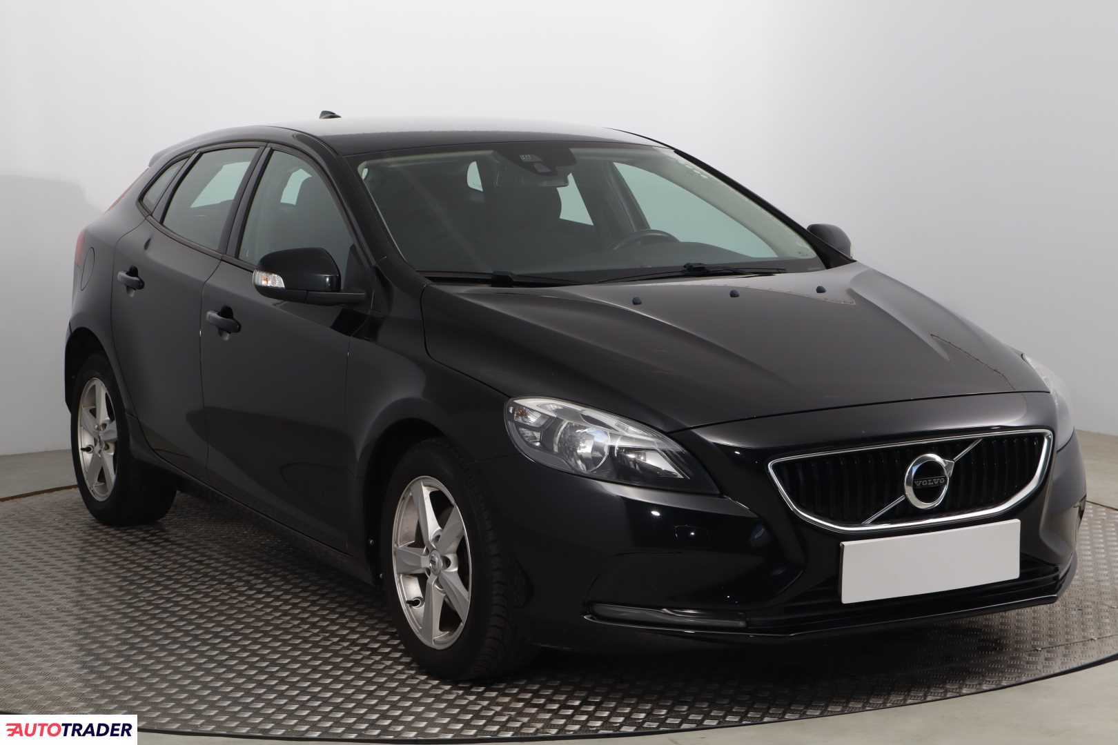 Volvo V40 2017 2.0 118 KM