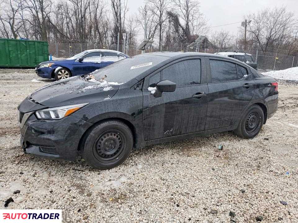 Nissan Versa 2020 1