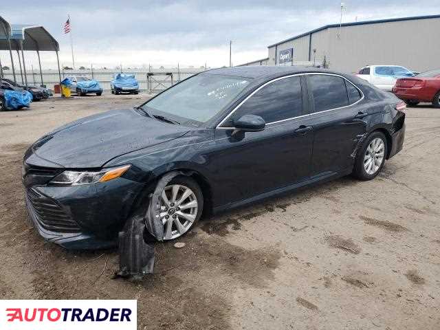 Toyota Camry 2.0 benzyna 2019r. (HARLEYVILLE)