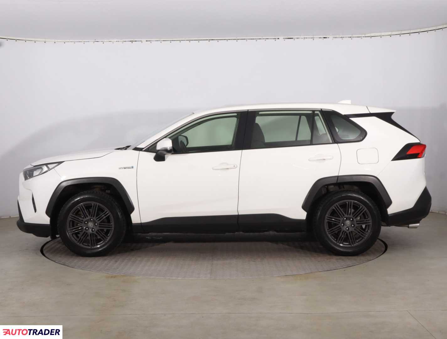 Toyota RAV 4 2019 2.5 194 KM