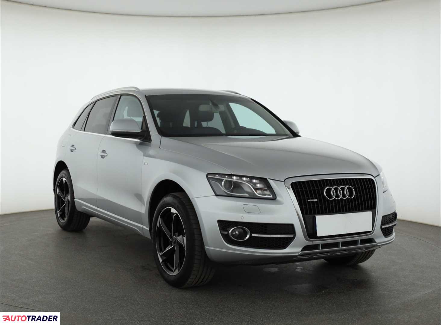 Audi Q5 2010 3.0 236 KM