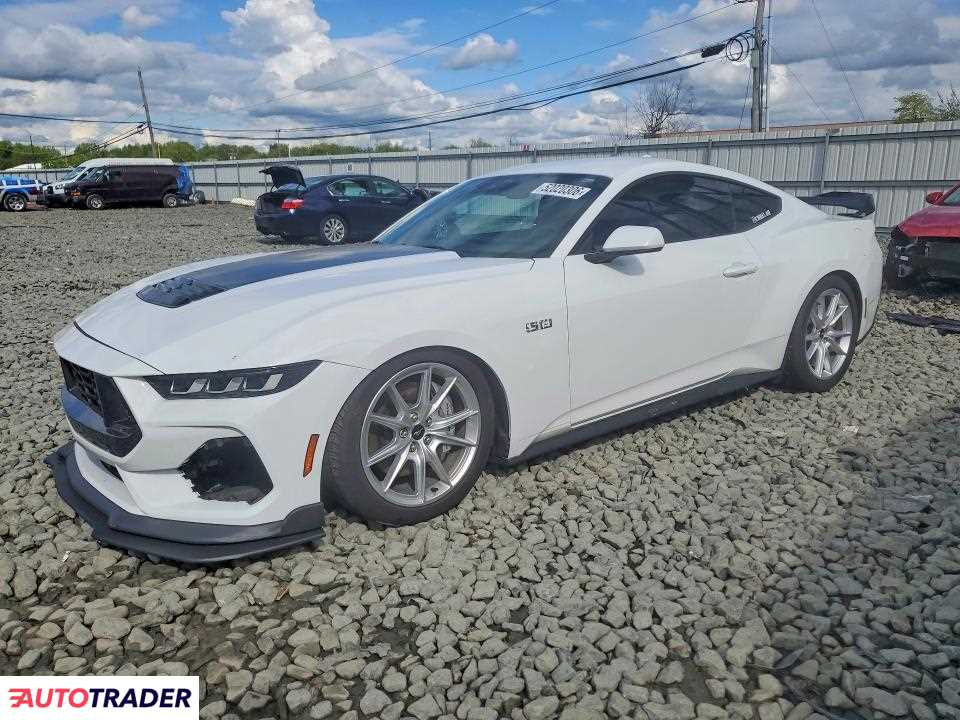 Ford Mustang 2024 5