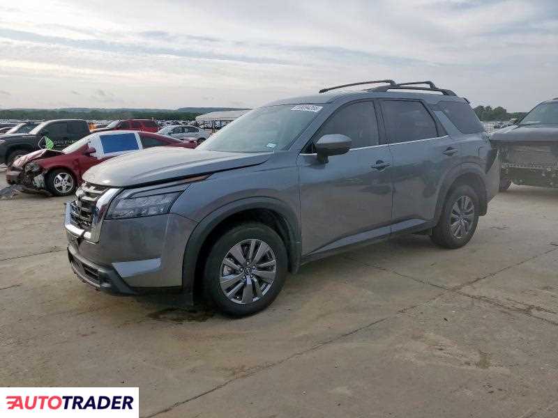 Nissan Pathfinder 2024 3