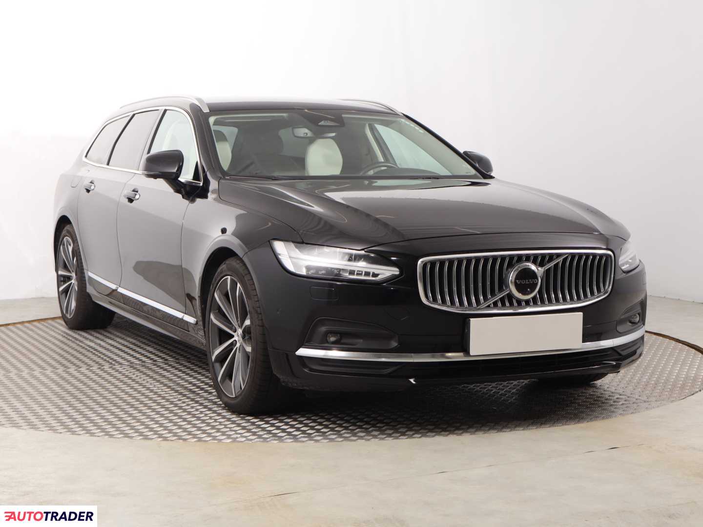 Volvo V90 2022 2.0 194 KM