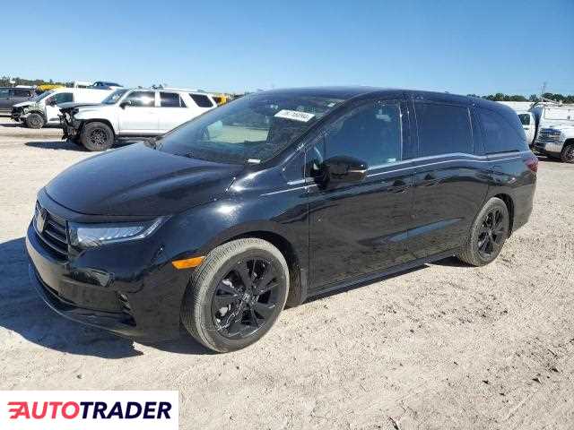 Honda Odyssey 2020 3