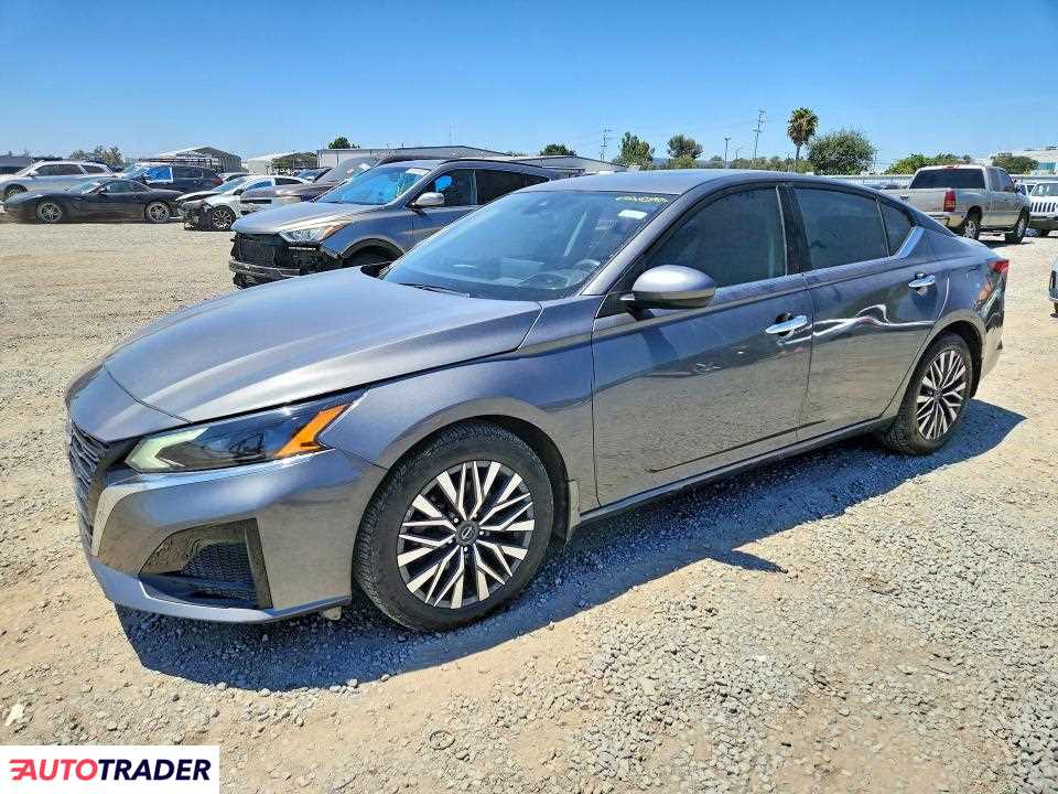 Nissan Altima 2024 2