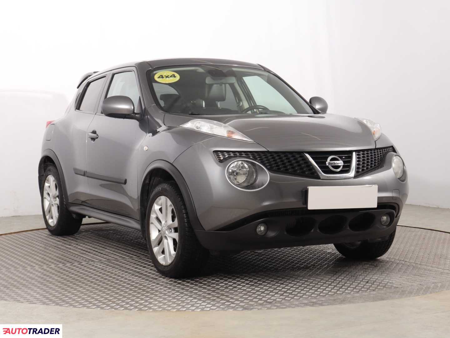 Nissan Juke 2011 1.6 187 KM