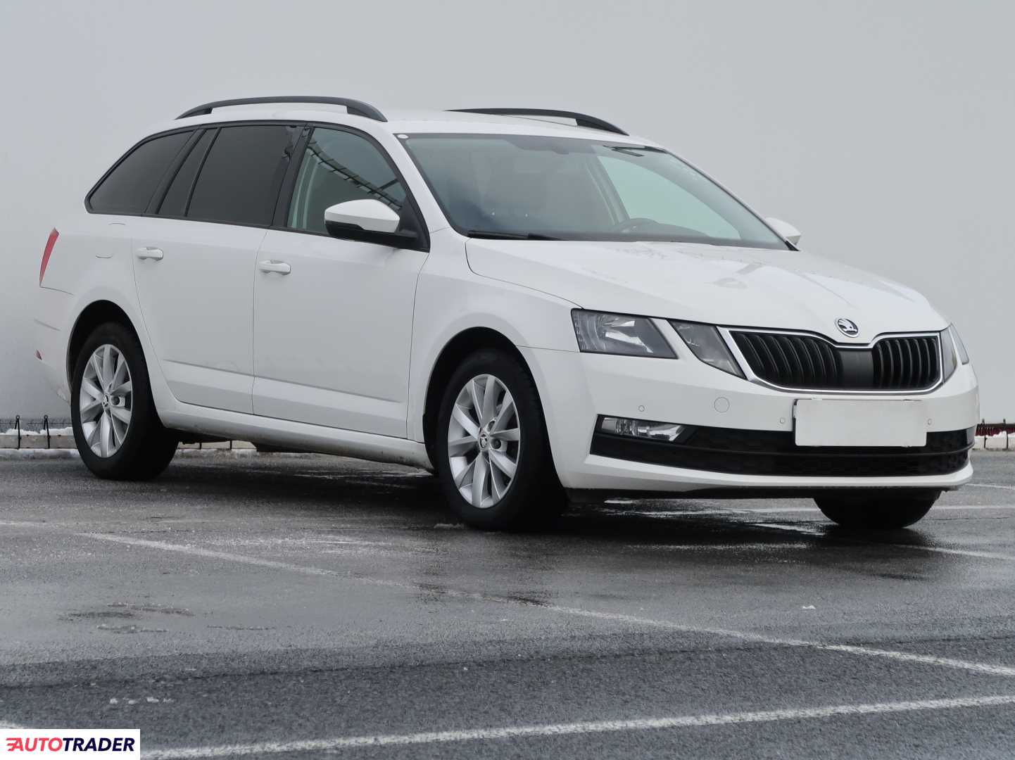 Skoda Octavia 1.6 113 KM 2017r. (Piaseczno)