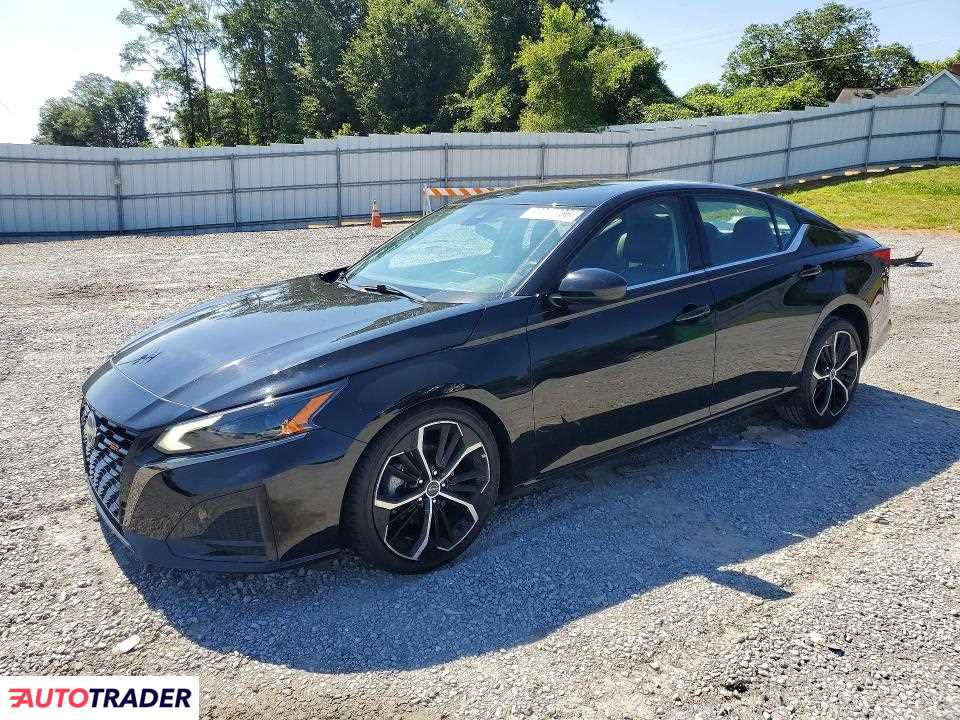 Nissan Altima 2024 2