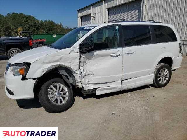 Dodge Grand Caravan 2019 3