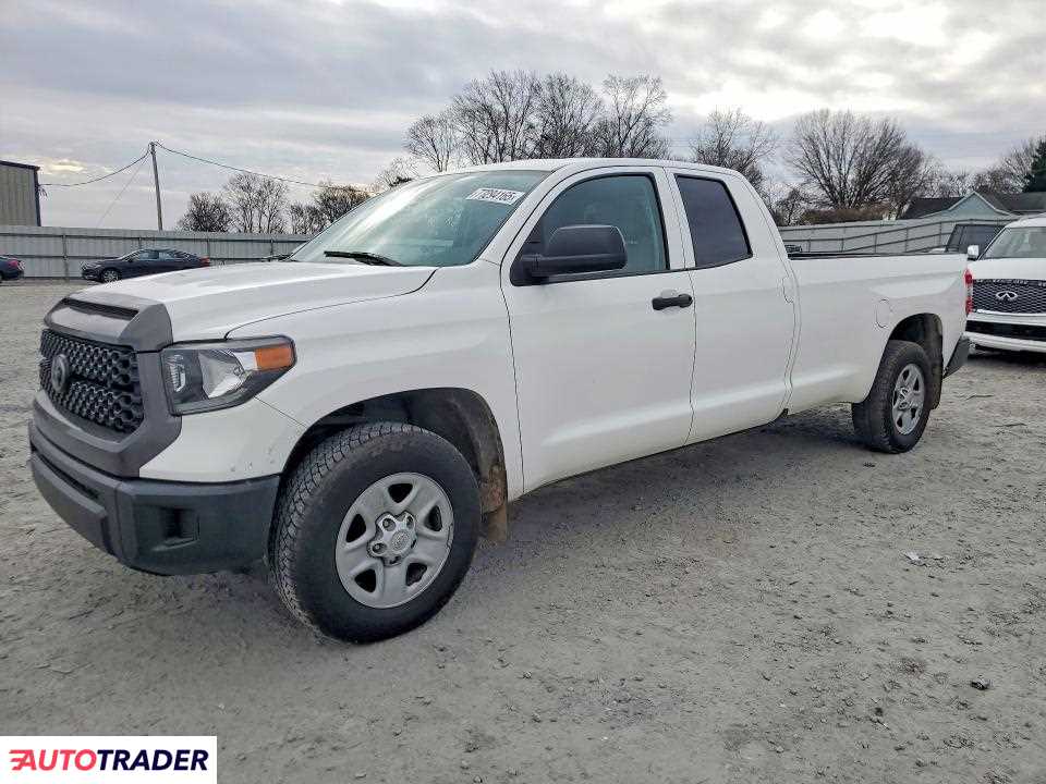 Toyota Tundra 2021 5