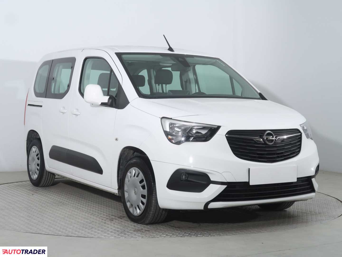 Opel Combo 2020 1.5 100 KM