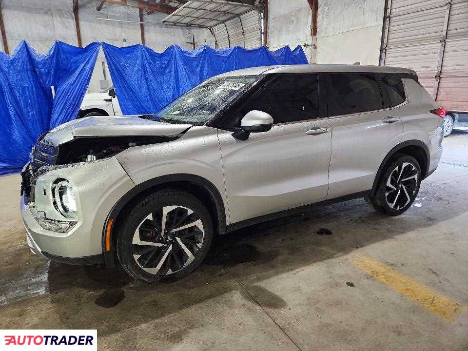 Mitsubishi Outlander 2024 2