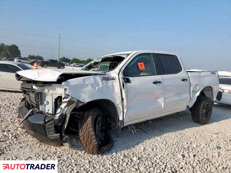 Chevrolet Silverado 2021 5 Chevrolet Silverado 2021 5