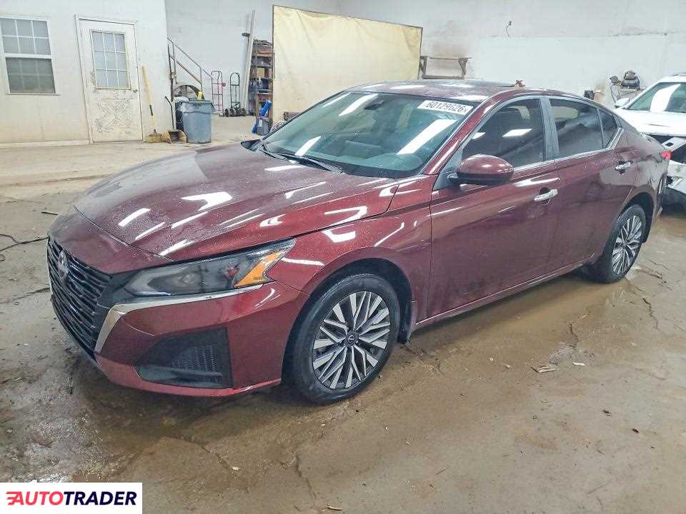 Nissan Altima 2024 2