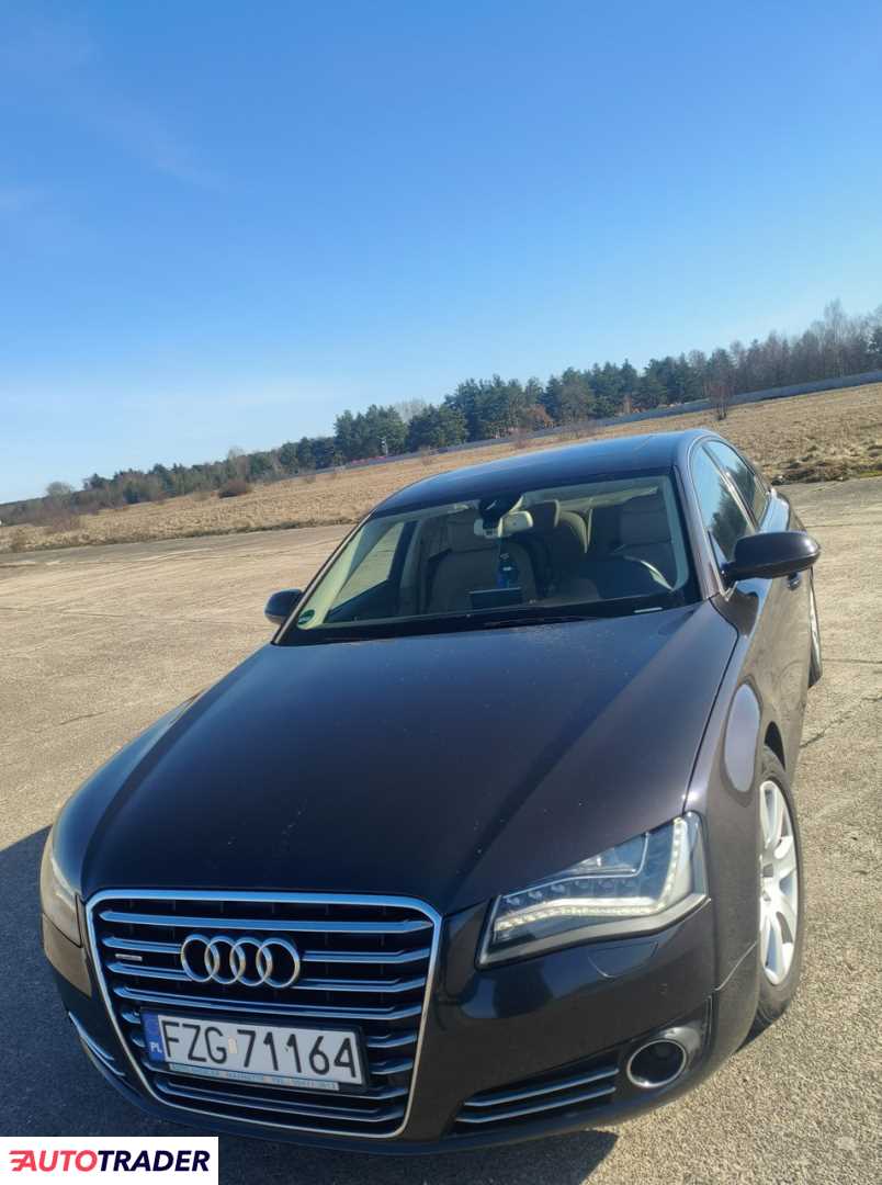 Audi A8 2011 3.0 250 KM