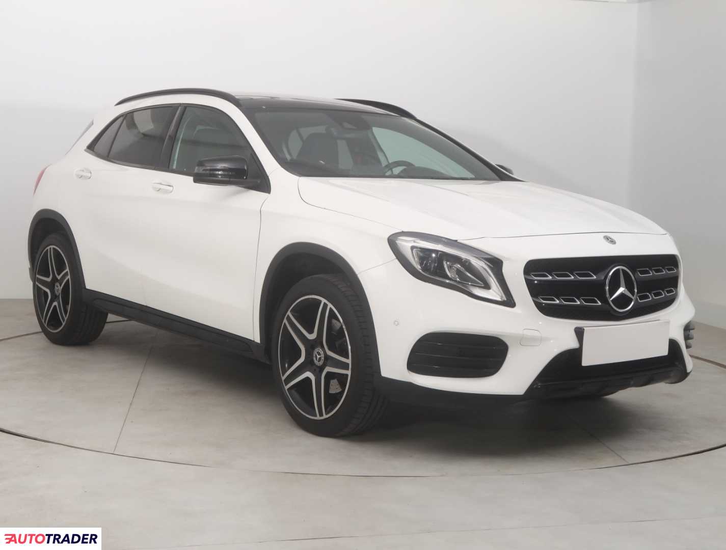 Mercedes G-klasa 2018 2.0 181 KM