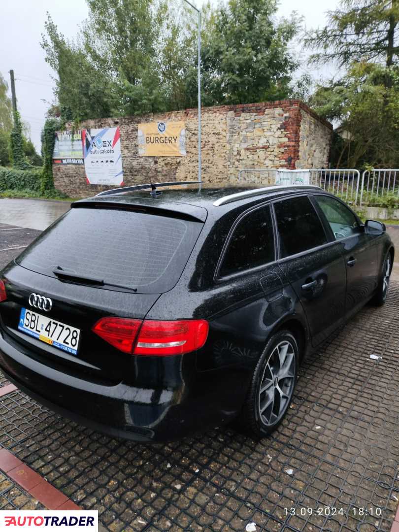 Audi A4 2012 2.0 143 KM