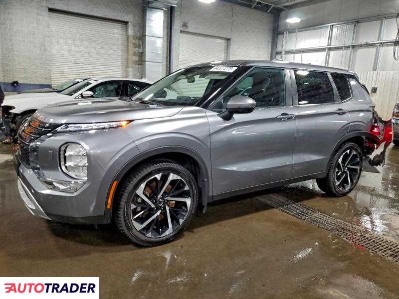 Mitsubishi Outlander 2023 2