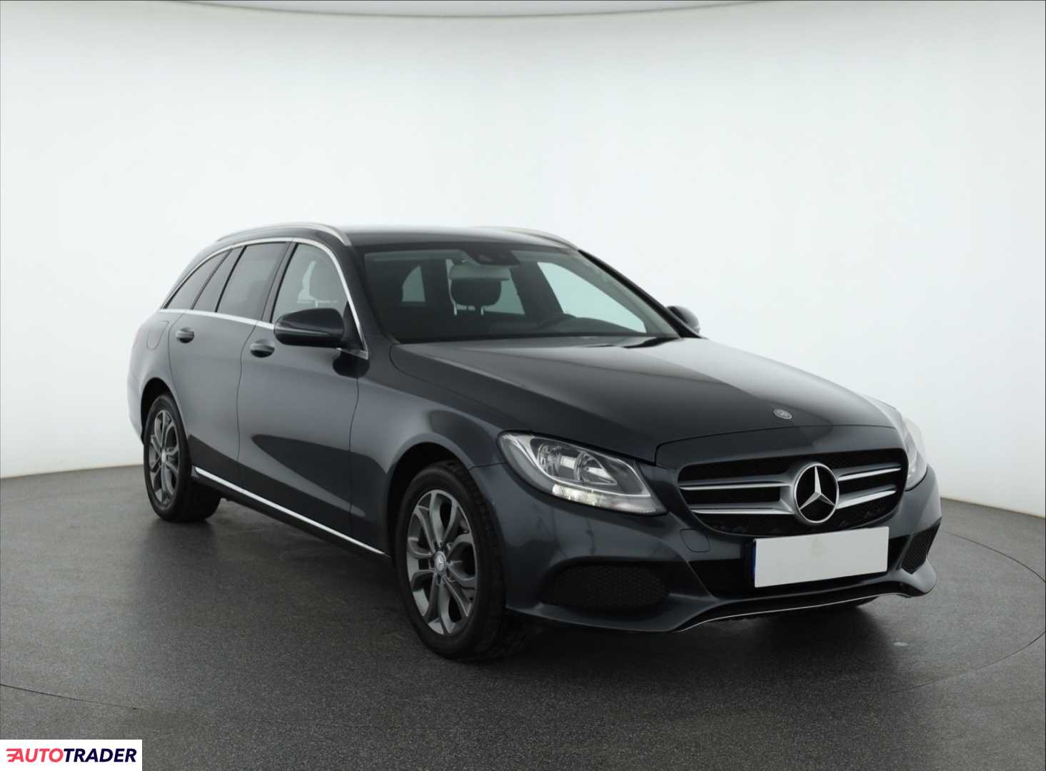 Mercedes C-klasa 2016 1.6 134 KM