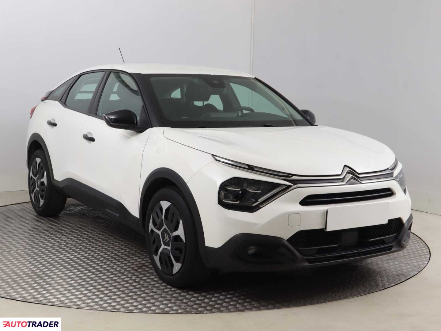 Citroen C4 2022 1.2 128 KM