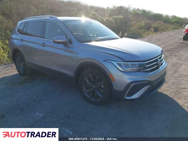 Volkswagen Tiguan 2.0 benzyna 2023r. (CLEWISTON)