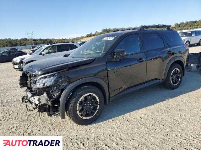 Nissan Pathfinder 2024 3