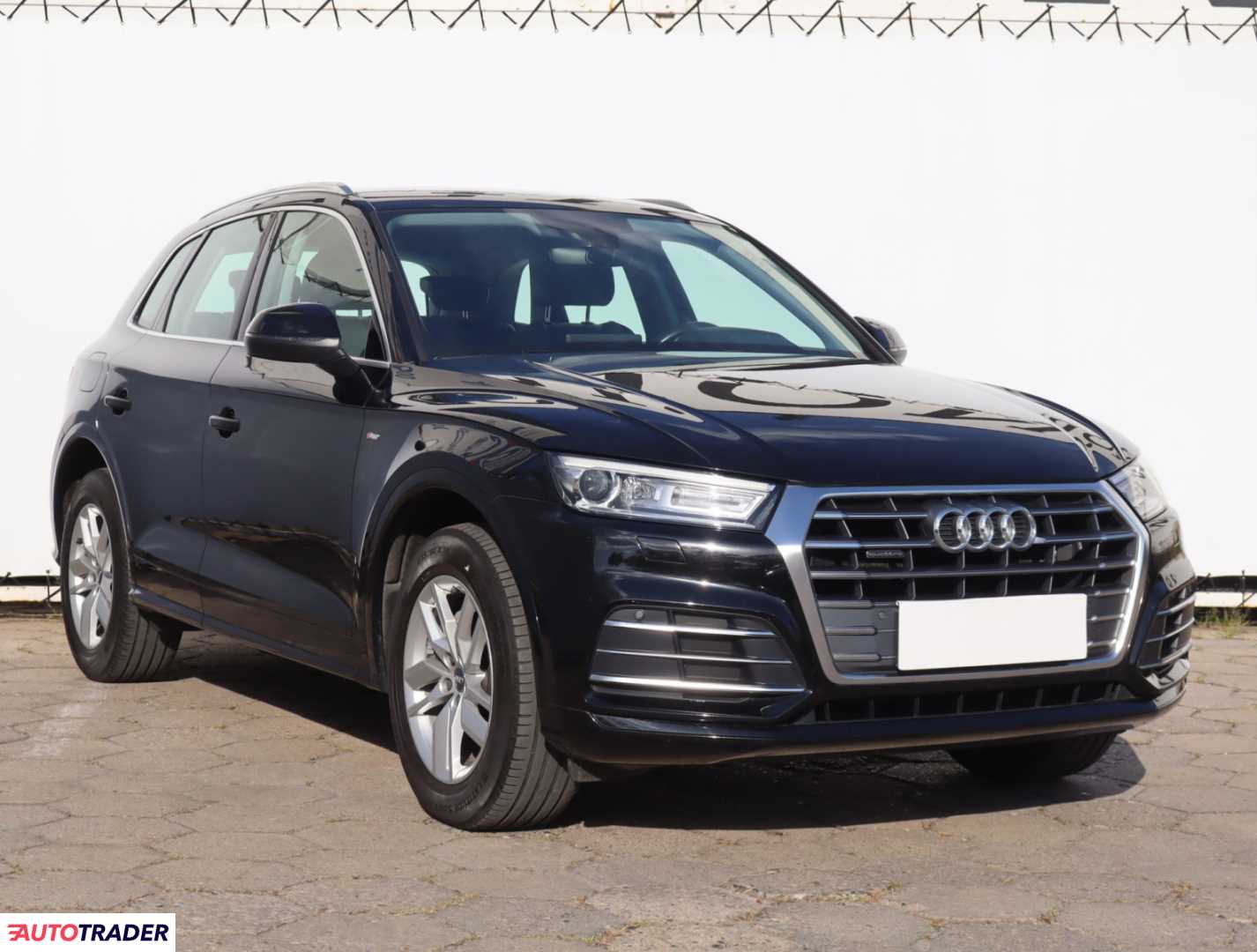 Audi Q5 2019 2.0 160 KM Audi Q5 2019 2.0 160 KM