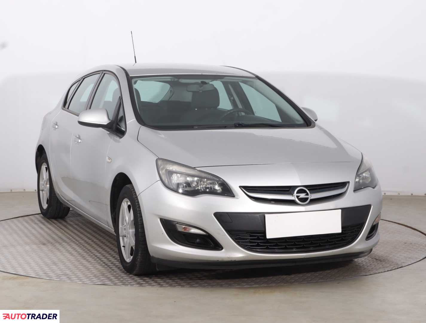 Opel Astra 2012 1.7 123 KM