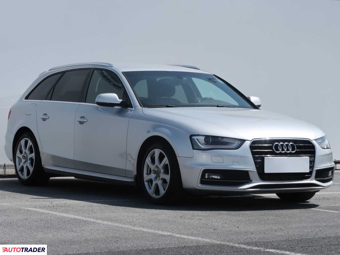 Audi A4 2014 2.0 174 KM Audi A4 2014 2.0 174 KM