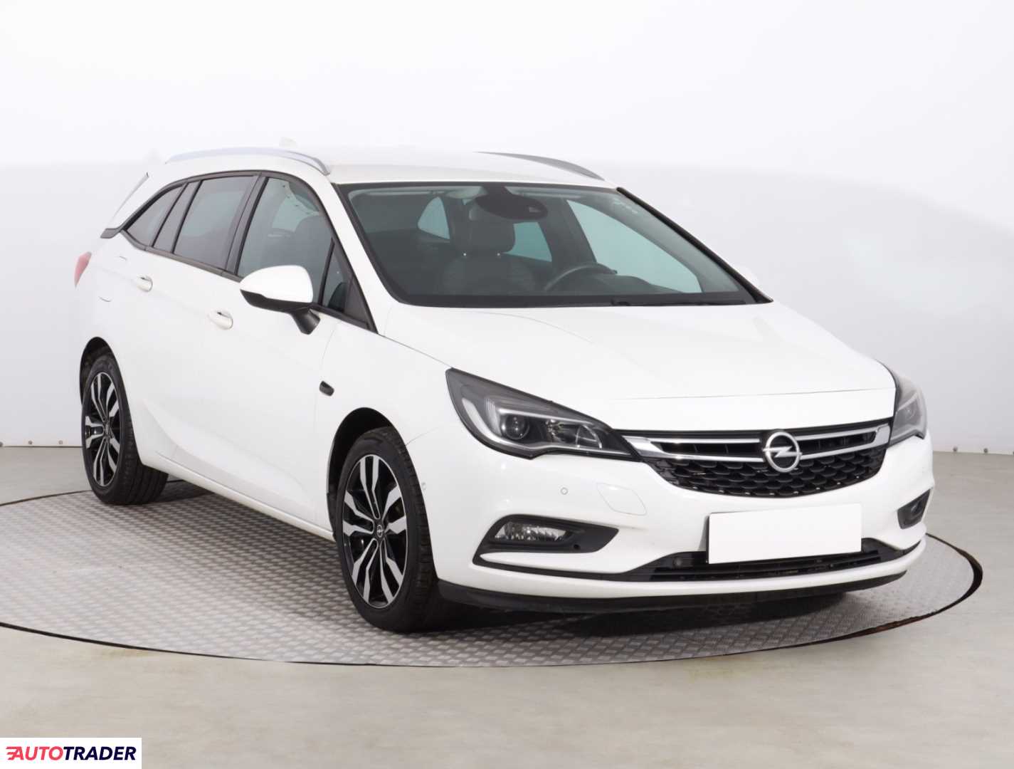 Opel Astra 2017 1.6 158 KM