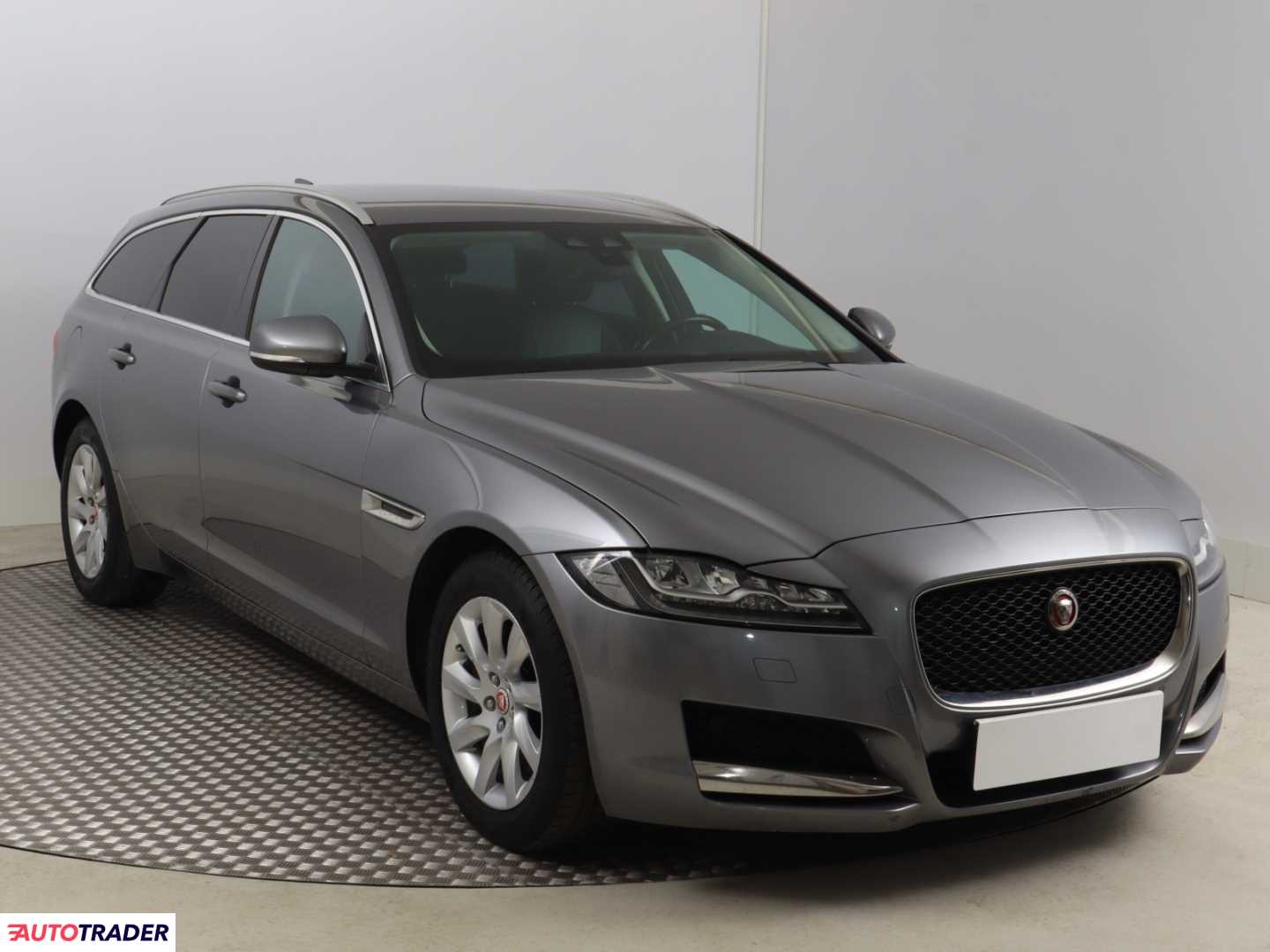 Jaguar XF 2019 2.0 237 KM
