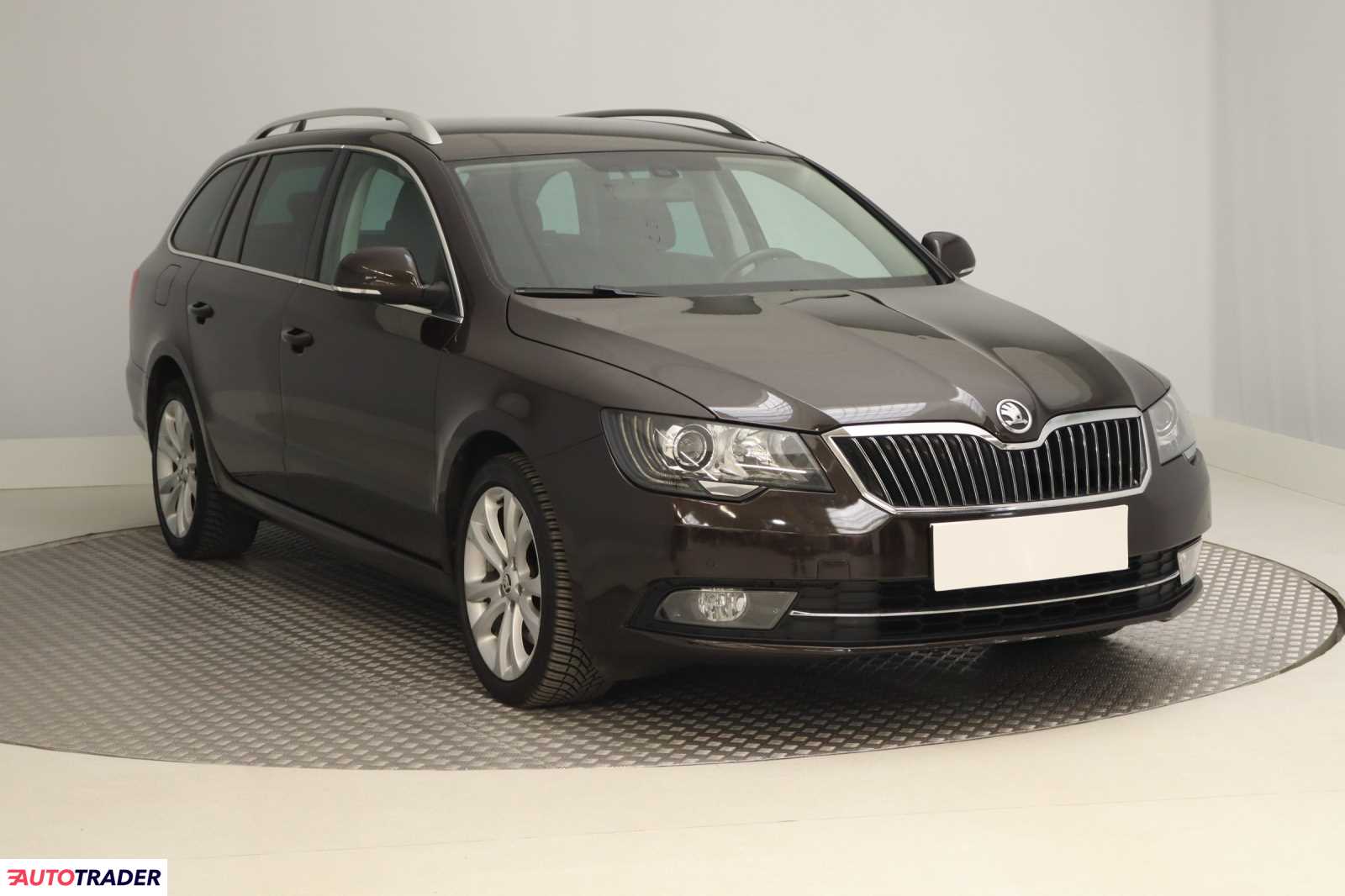 Skoda Superb 2015 2.0 138 KM