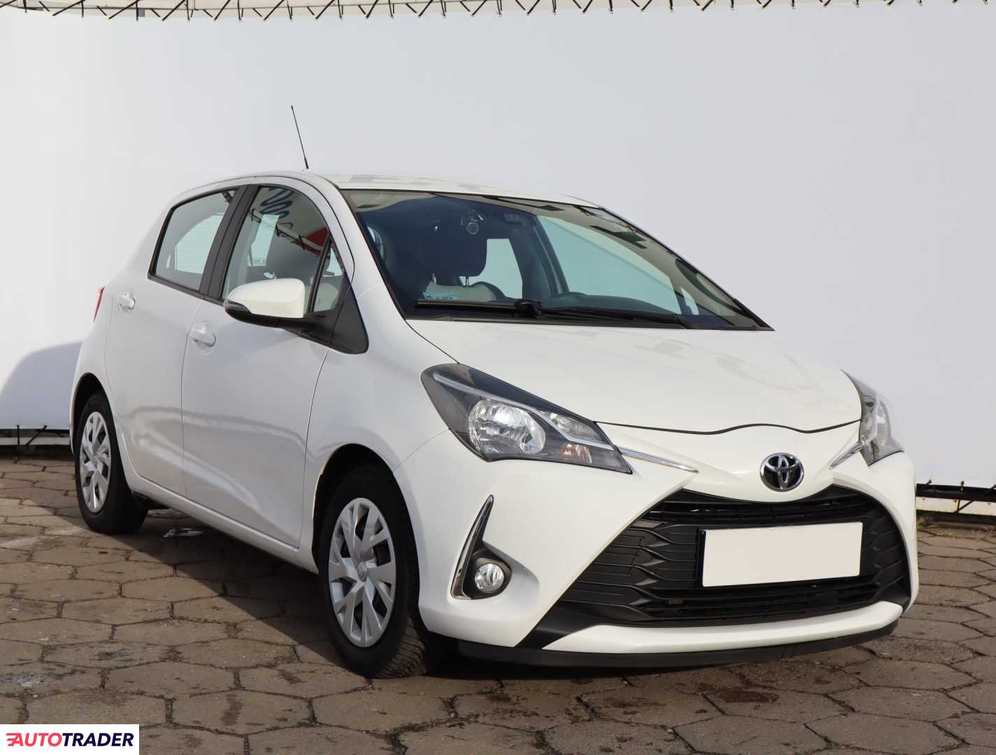 Toyota Yaris 2020 1.5 109 KM