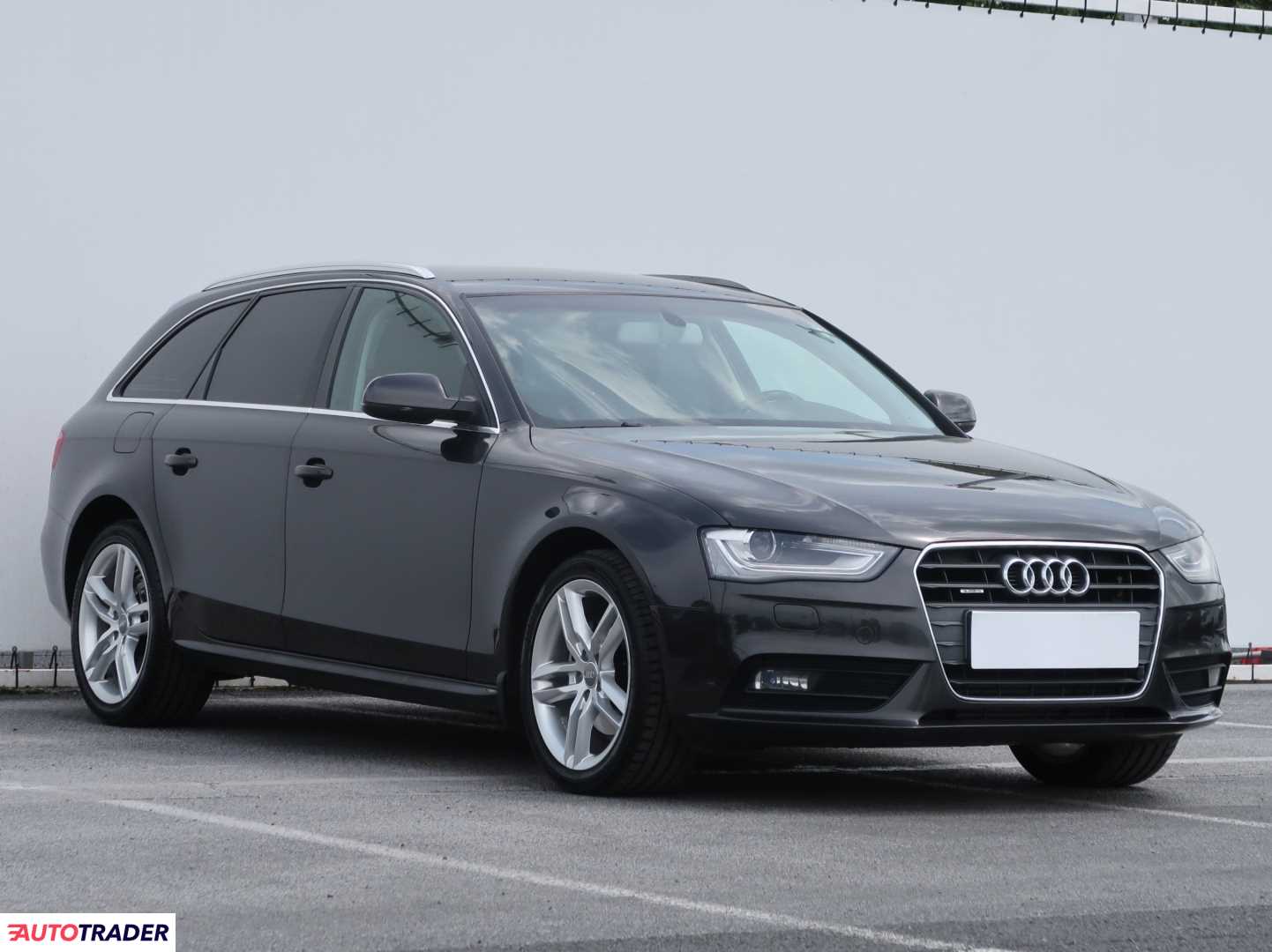 Audi A4 2012 2.0 174 KM Audi A4 2012 2.0 174 KM