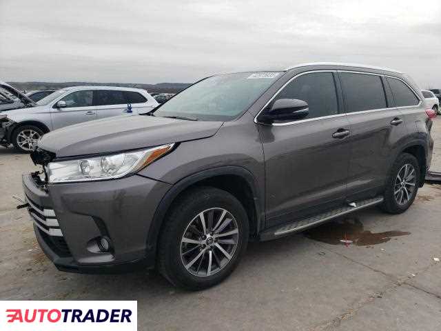 Toyota Highlander 3.0 benzyna 2019r. (GRAND PRAIRIE)