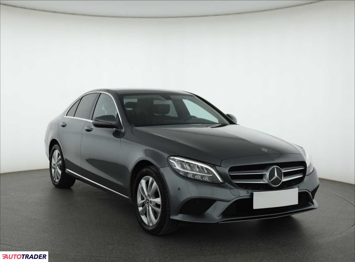 Mercedes C-klasa 2019 1.6 154 KM
