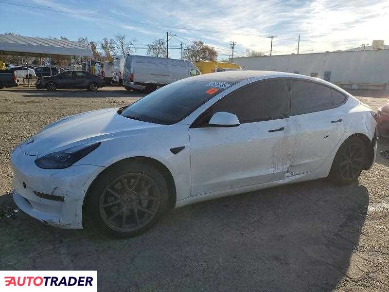 Tesla Model 3 2022