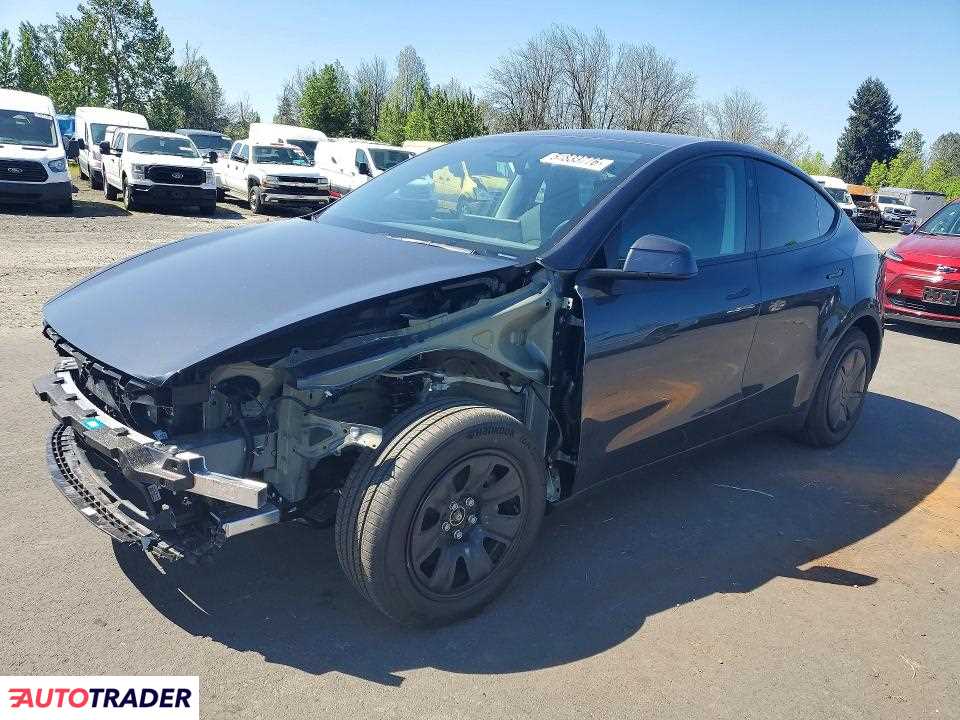 Tesla Model Y 2026