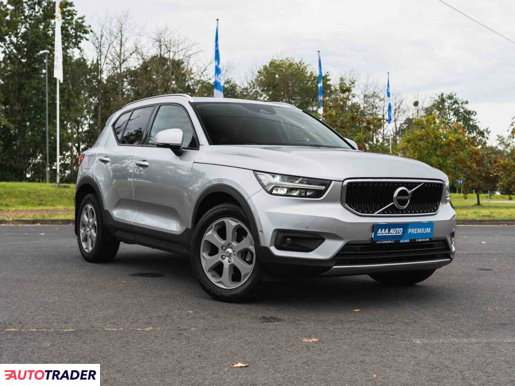 Volvo XC40 2018 1.5 154 KM