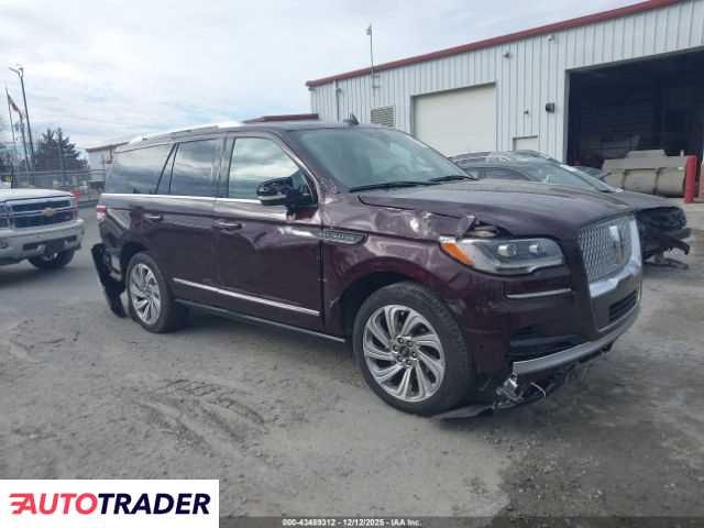 Lincoln Navigator 2024 3