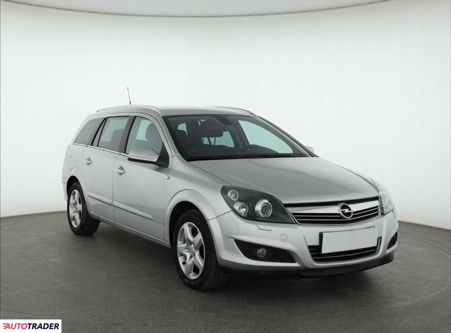 Opel Astra 2009 1.6 113 KM