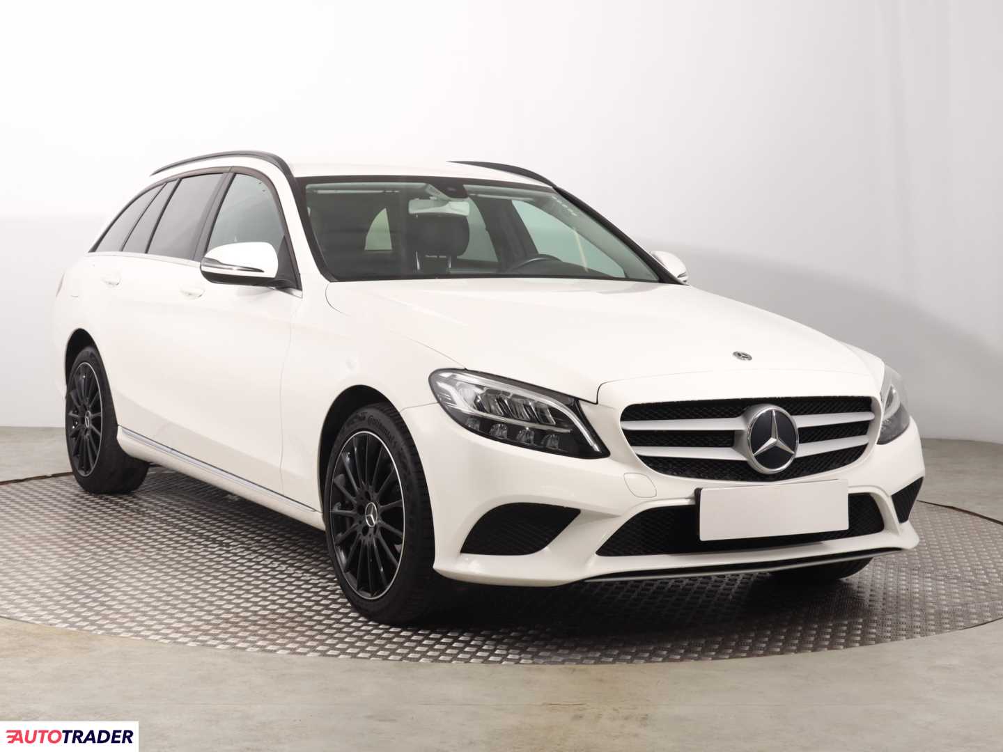 Mercedes C-klasa 2018 2.0 147 KM Mercedes C-klasa 2018 2.0 147 KM