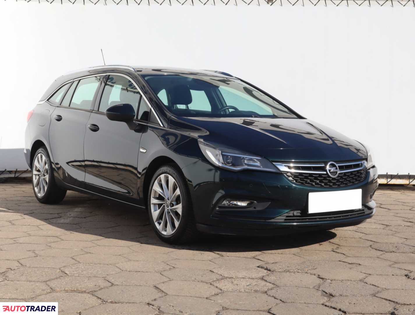 Opel Astra 2016 1.6 134 KM